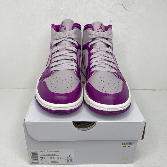 Nike Air Jordan 1 Retro Mid WMNS “Amethyst” 2022 - Picture 2 of 4
